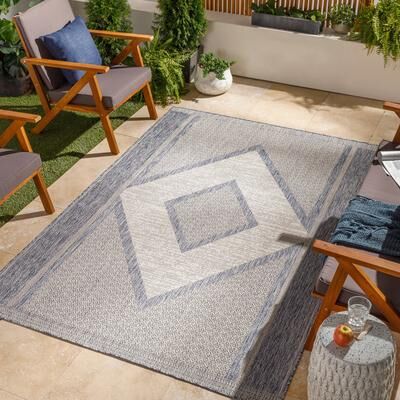 Livabliss Rakter Bold Diamond Indoor/ Outdoor Area Rug