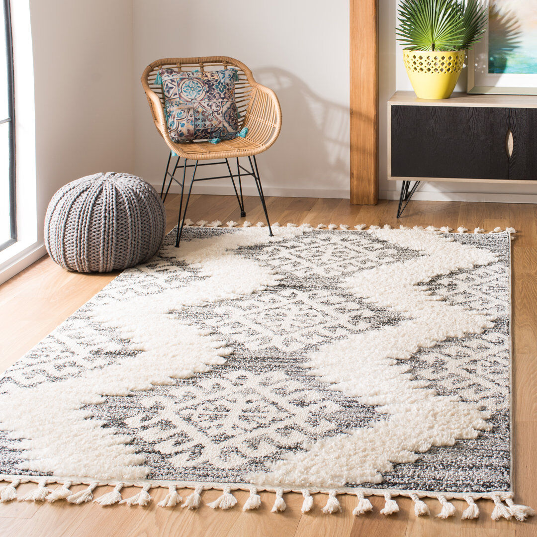 Bloomsbury Market Mathison Rectangle Area Rug Ivory Rectangle 160 x 229 cm