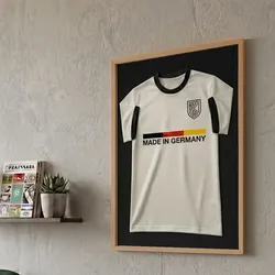 TRIKOTRAHMEN 50/70 mit schwarzem Hintergrund