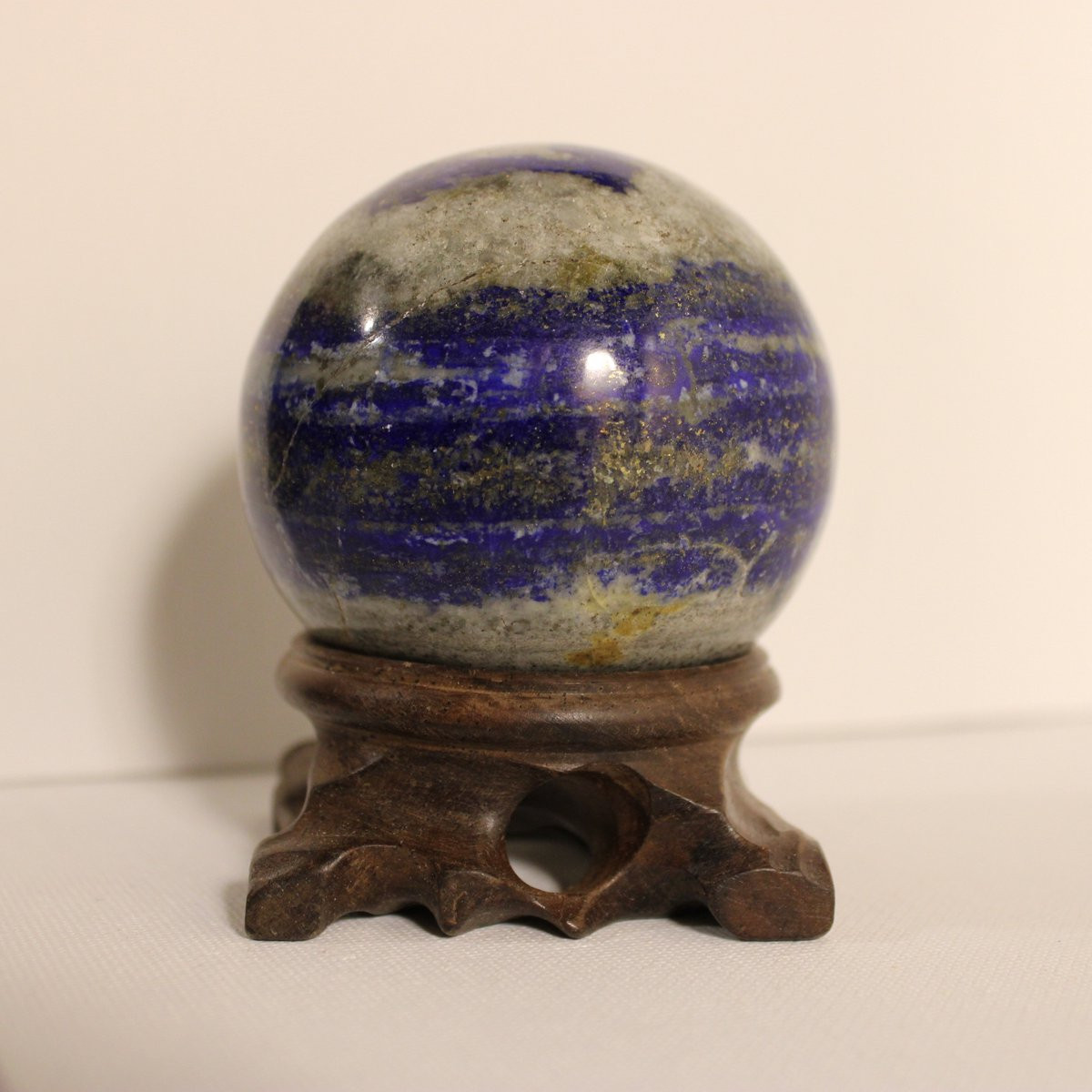 Lapis Lazuli bol uit Afghanistan met een diameter van 6 cm