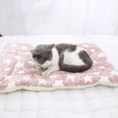 PetsAreLife Relaxing Cozy Calming Cat & Dog Blanket Pink Star
