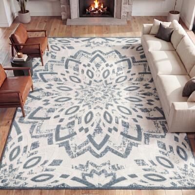 JONATHAN Y Flora Abstract Bold Mandala High-Low Indoor/Outdoor Rug