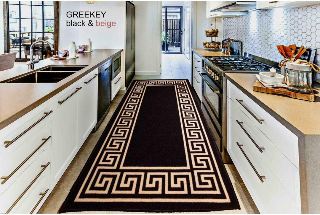 Fairmont Park Kris Southwestern Area Rug Black/Beige Rectangle 160 x 230cm