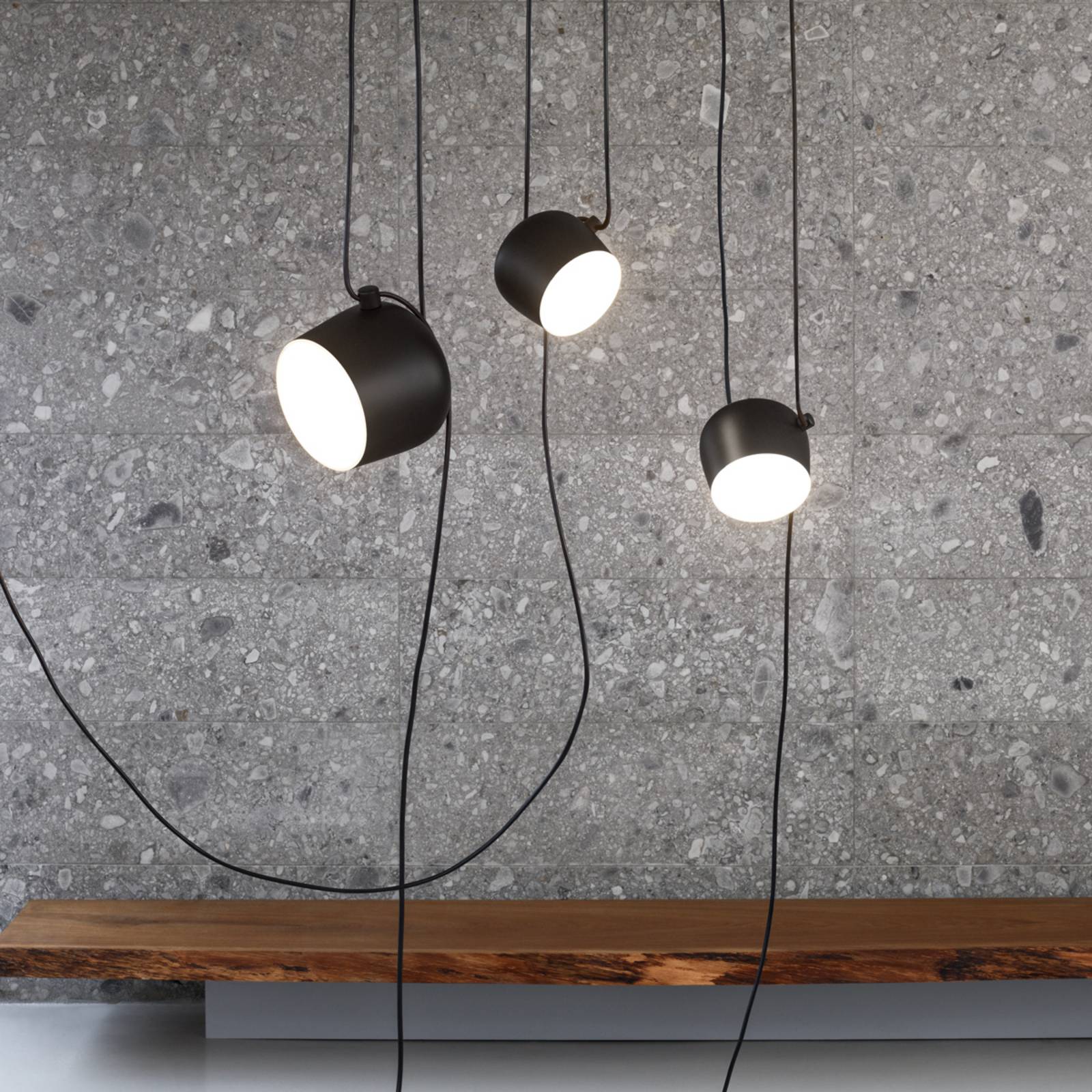 Flos Lampada LED a sospensione di design Aim, nera AIM, dimmerabile, Nero, Soggiorno / Sala da pranzo, Alluminio, Design