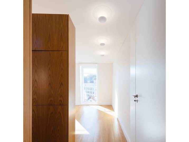 Funnel LED-Deckenleuchte, weiß, Alu, Ø 35 cm, 2.700K - Vibia - Wohnzimmer - Design - Metall - Rund