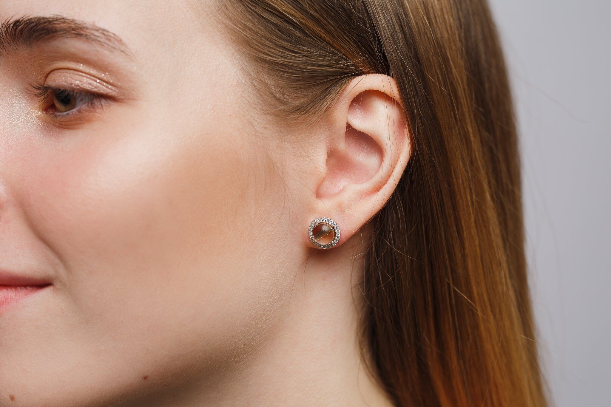 NEORE Lila Nude Earrings