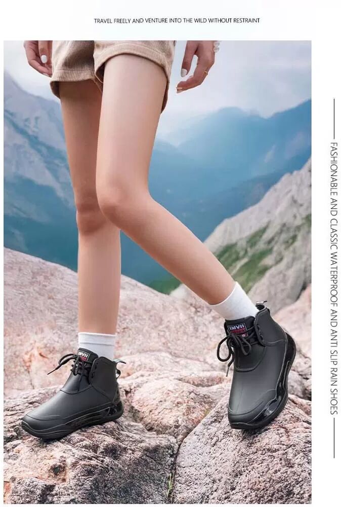 INF Vielseitige Unisex Regenstiefel aus PVC, Schwarz, Wasserdicht und Rutschfest, Modisch und Alltagstauglich 44