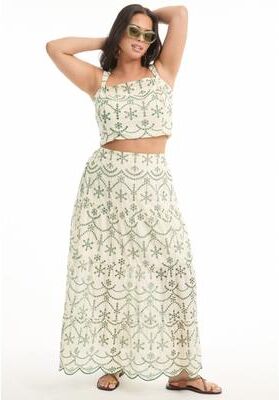 Plus Size Women's Cropped Eyelet Top by June & Vie in Embroidery (Size 22/24)