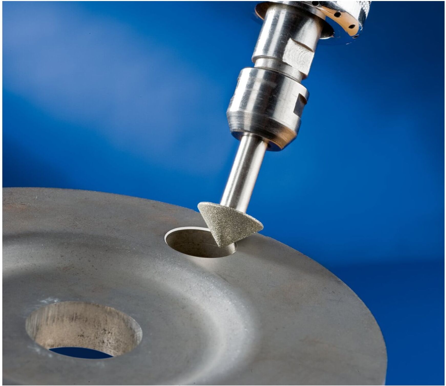 PFERD TOOLS Diamant-Schleifst. Spitzkegel Ø15x90° SchaftØ6 mm D126 (mit.) zum Anfasen/Entgraten/Senken (36476166)