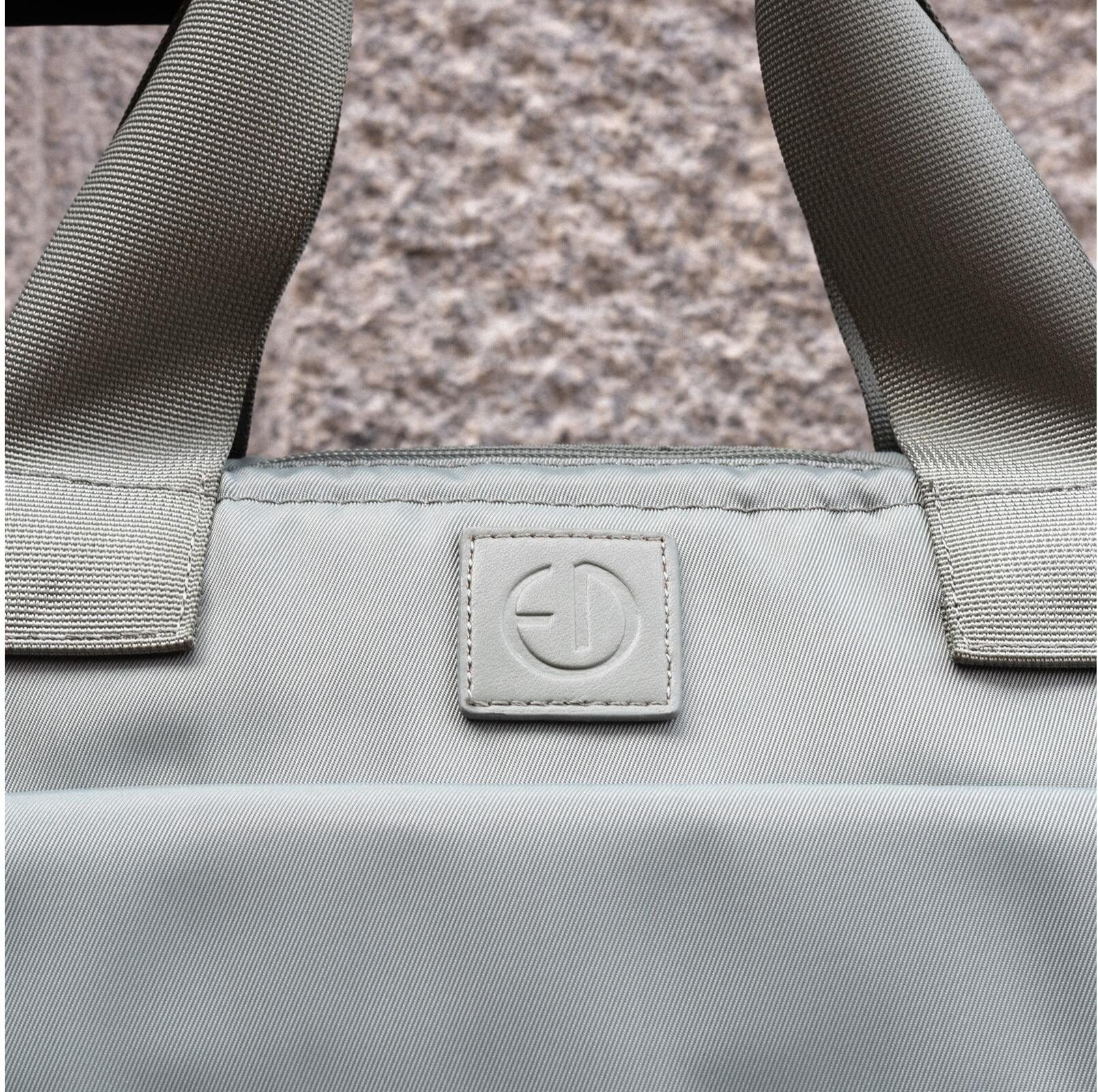 Wickeltasche "ELODIE Wide Frame", Damen, Gr. B/H/T: 39cm x 50cm x 16cm, grau (grün), Polyester, Taschen Wickeltasche grün B/H/T: 39cm x 50cm x 16cm