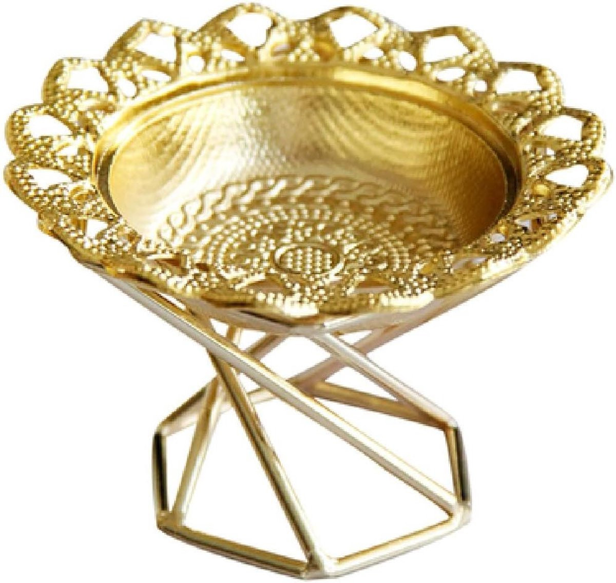 Gouden metalen kandelaar set voor kaarsen met een vintage uitstraling