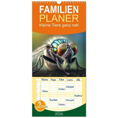 Familienplaner 2026 - Kleine Tiere ganz nah mit 5 Spalten (Wandkalender, 21 x 45 cm) CALVENDO