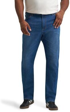 Men's Big & Tall Extreme Motion Athletic Tapered Jean by Lee in Ellos (Size 44 29)