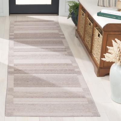 SAFAVIEH Cabo Nevenka Transitional Rug