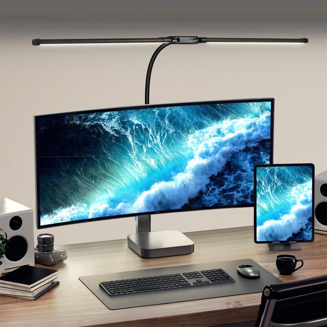 Metro Desk Lamp