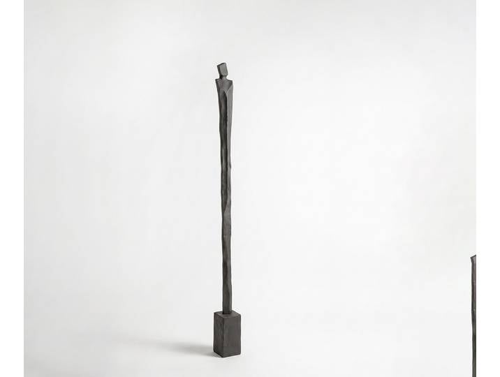 Figurine Statera l12 x P12 x H163 cm Aluminium Basalt Faite main