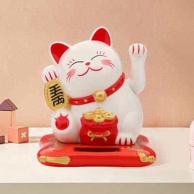 Lush Living Finds Cute Solar Powered Cat Statue, Windshield Decor For Home Office white