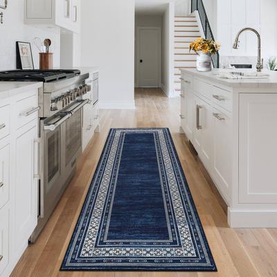 Garvee Vintage Floral Geometric Bordered Area Rug