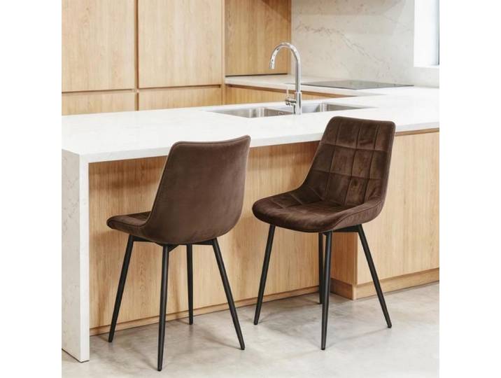 Chleby Lot de 2 Chaises Salle à Manger Rembourrées en Velours Design Scandinave Moderne Pieds Métal Noir Pour Cuisine Marron