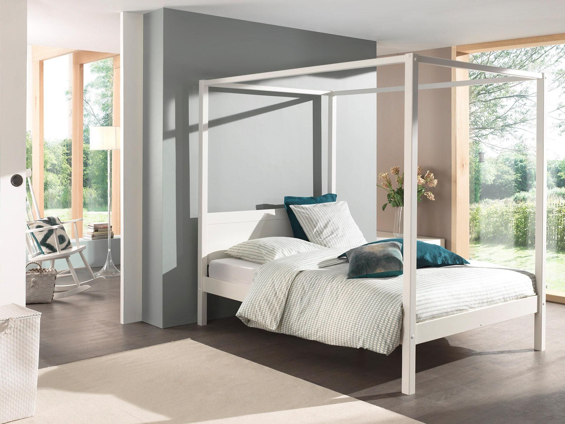 Himmelbett VIPACK "Pino, Kiefer massiv weiss lackiert, Made in Europe, zeitloses Design", weiss (kiefer massiv, weiß lackiert), B:148cm H:191cm L:208cm, Betten, Himmelbett, wahlweise mit Textil-Himmel kiefer massiv, weiß lackiert Liegefläche Länge B: 200c