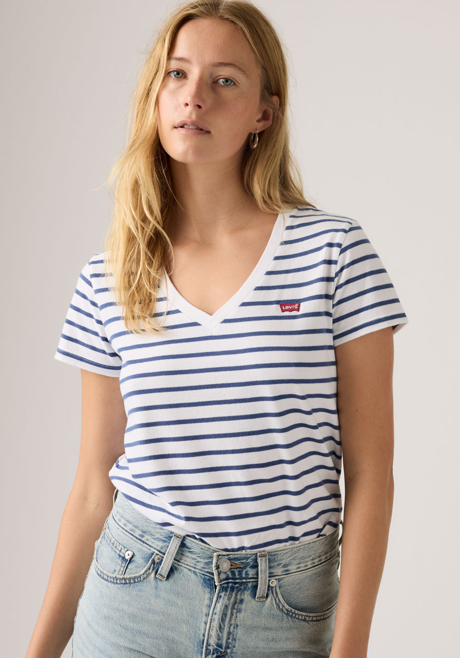 V-Shirt LEVI'S "PERFECT VNECK", Damen, Gr. S (36), hellweiß sunshine blau, Single Jersey, Obermaterial: 100% Baumwolle, gestreift, figurbetont normal, V-Ausschnitt, Shirts V-Shirt, mit Mini-Batwing-Logostickerei hellweiß sunshine blau S (36)