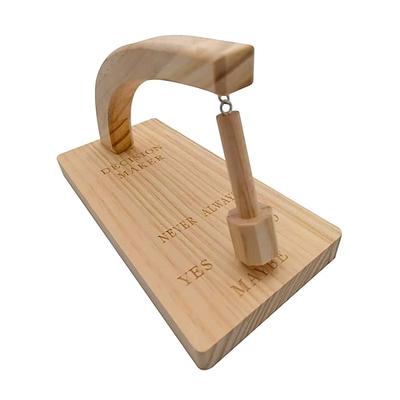 Magnetisches Entscheidungshilfe-Pendel-Schreibtischspielzeug, Schaukelornament aus Holz fürs Büro, kreatives Deko-Geschenk zum Stressabbau für Erwachsene, um lustige Antworten zu finden