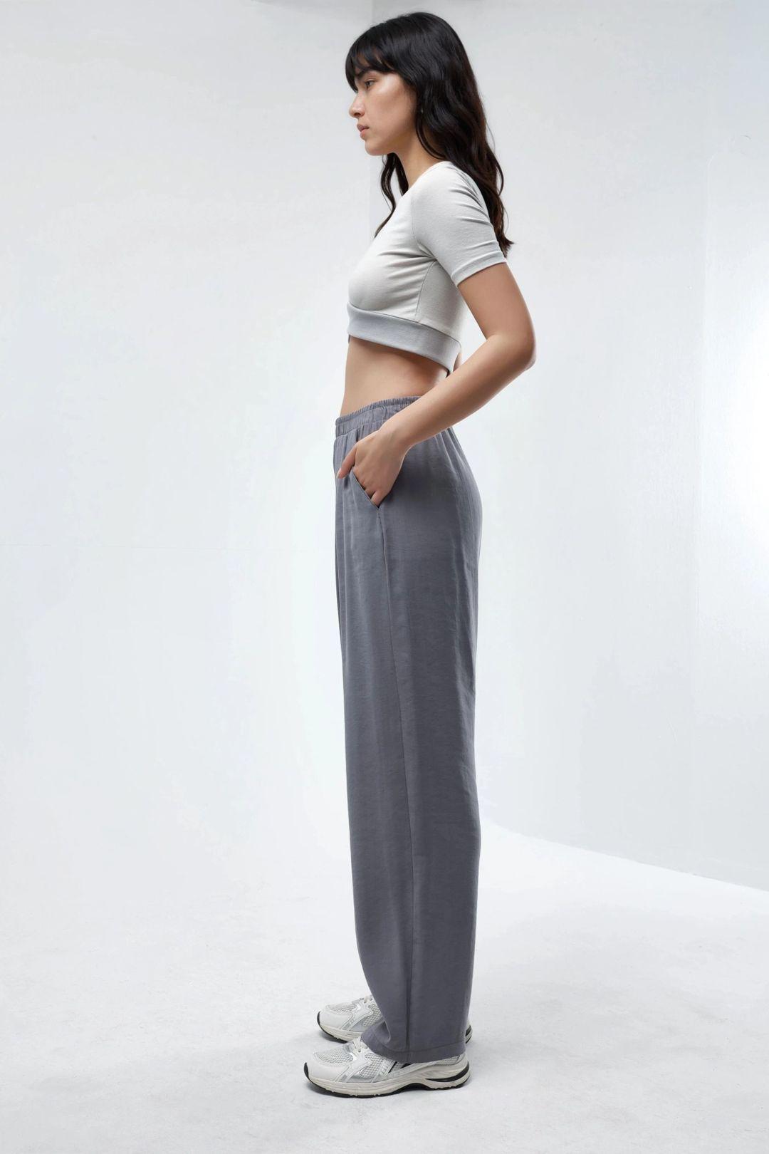 Weite gefaltete Hose