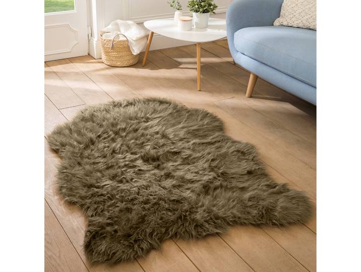 Tapis poils forme peau de bête - Blancheporte