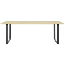 Muuto 70/70 Tisch, 225 x 90 cm, eiche massiv / schwarz
