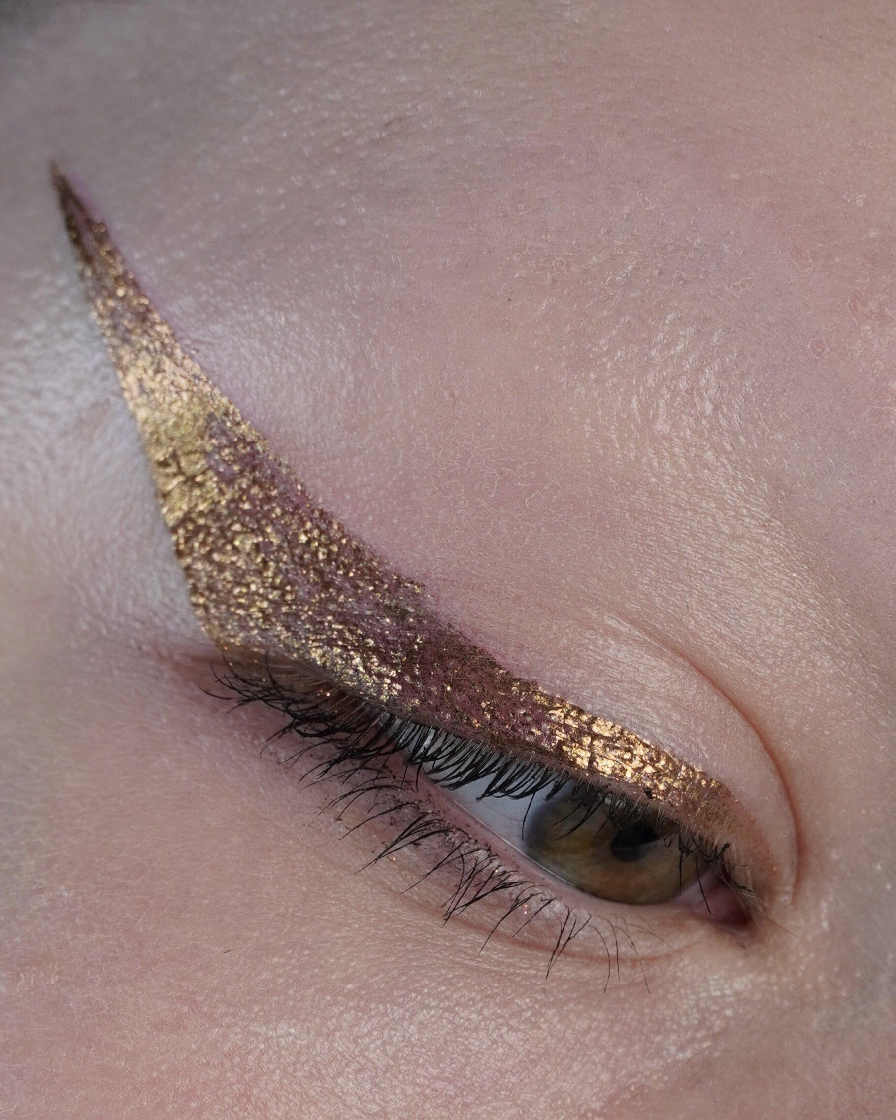 Bling Ring Chroma Flik (Gold) - Liquid Liner - Glisten Cosmetics