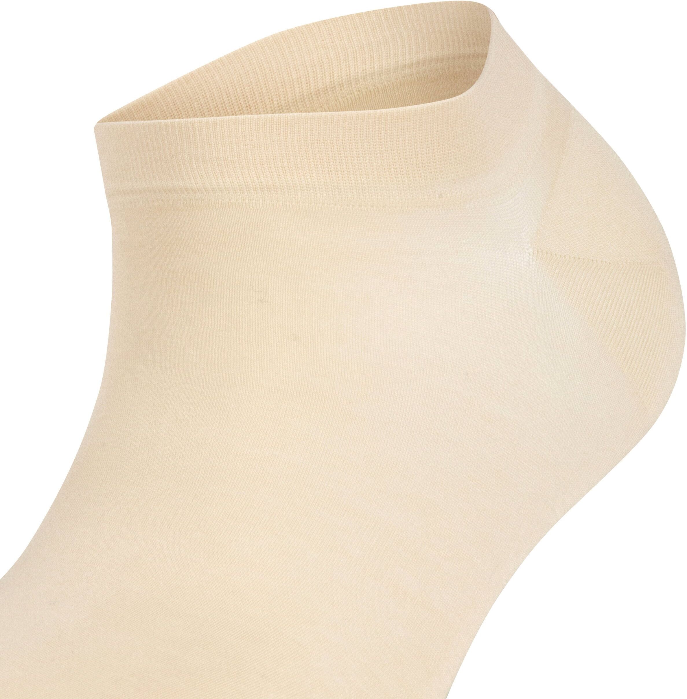 Sneakersocken FALKE "Fine Softness", Damen, Gr. 39-42, beige (cream (4011)), Obermaterial: 54% Modal CMD. 36% Polyamid PA. 10% Elasthan EL., Socken Sneakersocken