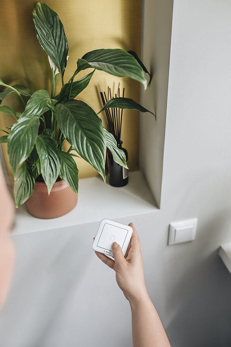 Bosch Smart Home Universal Switch Flex White Matt Slim Automation Switch