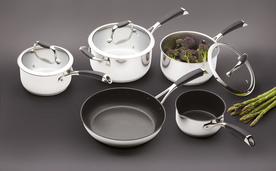 MasterClass MaterClass Deluxe 5 Piece Non-Stick Stainless Steel Cookware Set Black;Chrome 5