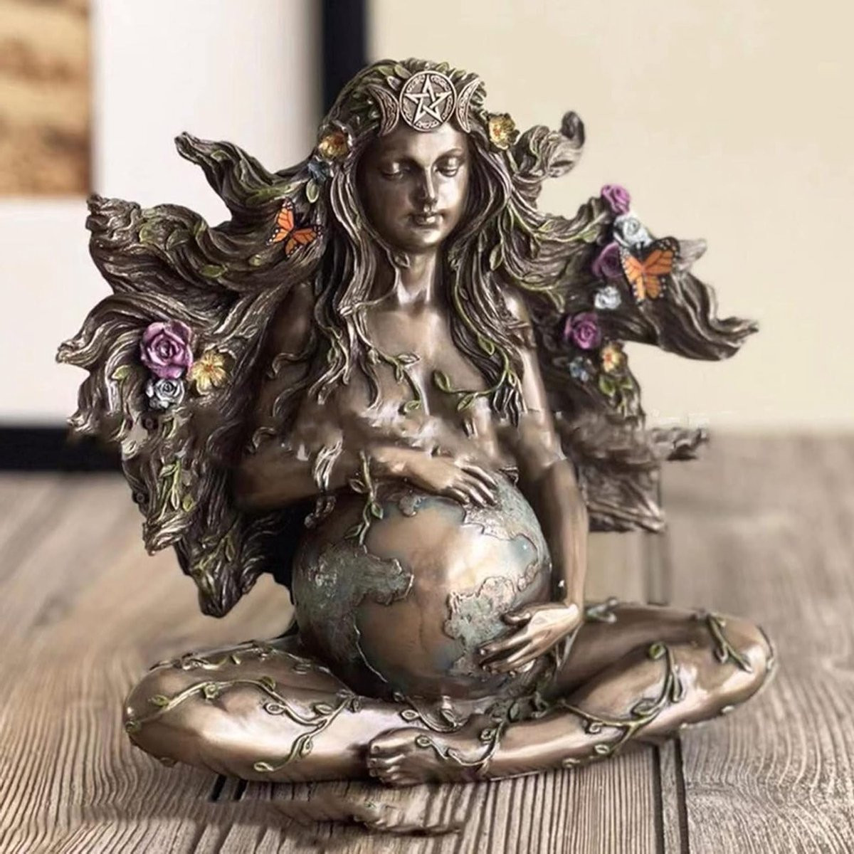 Millennial Gaia Beeld, Moeder Aarde Figurine van Hars, Decoratief Kunststandbeeld voor Binnen en Buiten