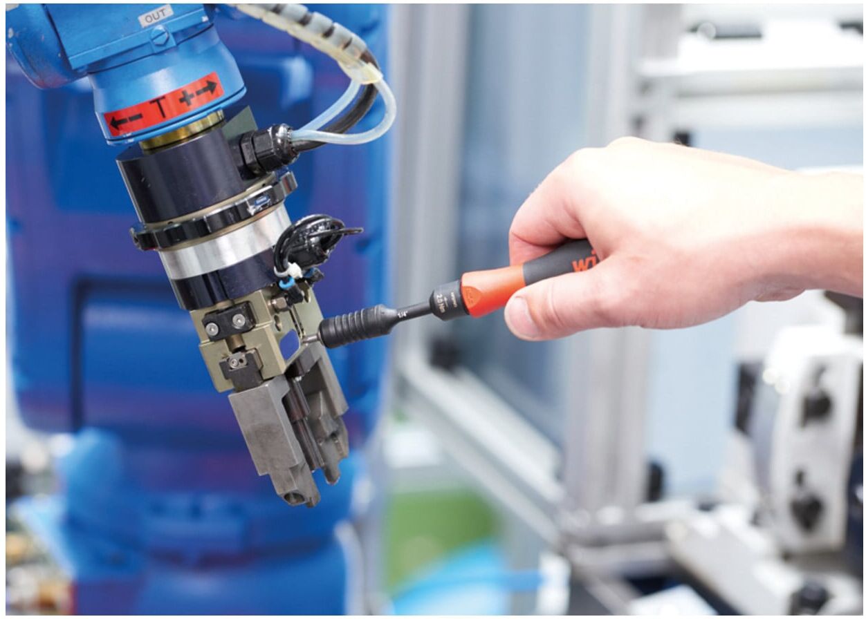 Wiha Drehmoment-Schraubendreher easyTorque fest voreingestellte Drehmomentbegrenzung 1,4 Nm, 4 mm (36234)