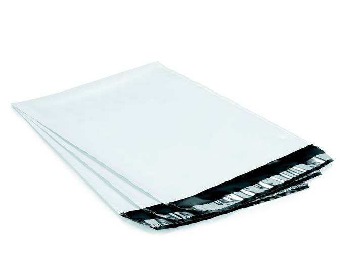RAJA Pochette plastique d'expédition opaque 220 x 320 mm 80 microns - fermeture adhésive - Lot de 100