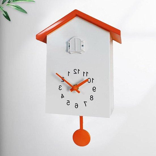 Kamanan Koekoeksklok met Slinger - Moderne Wandklok in Wit Oranje - 25 x 20 cm