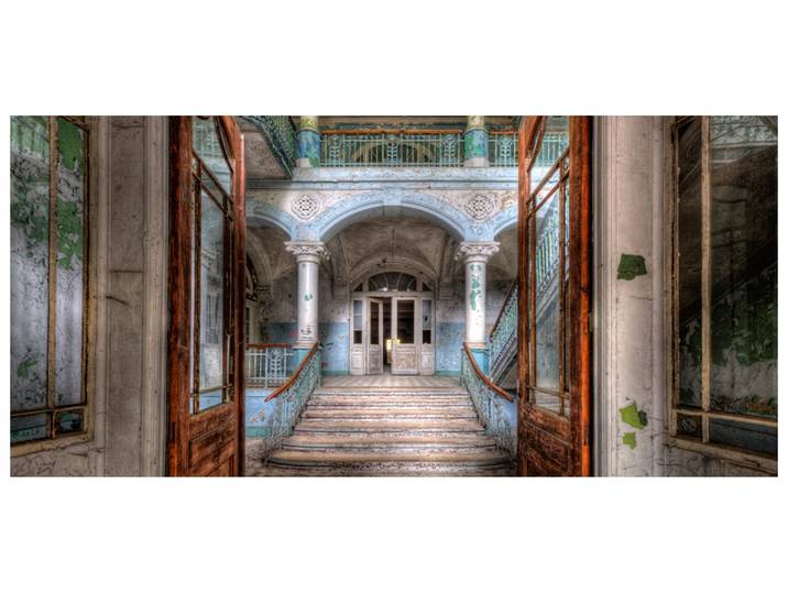 Alubild Lost Place Treppe 2 image LAND