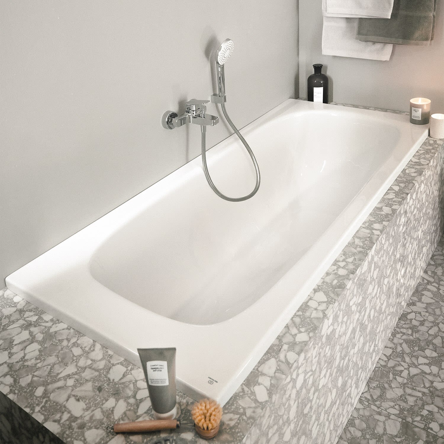 Ideal Standard life Körperform-Badewanne 170 x 80 cm