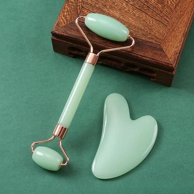 Uplifted Finds Natural Resin Facial Roller And Heart Shaped Gua Sha Scraper Set green Set