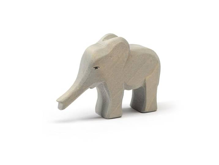 Ostheimer houten olifant kalf speelfiguur slurf gestrekt FSC