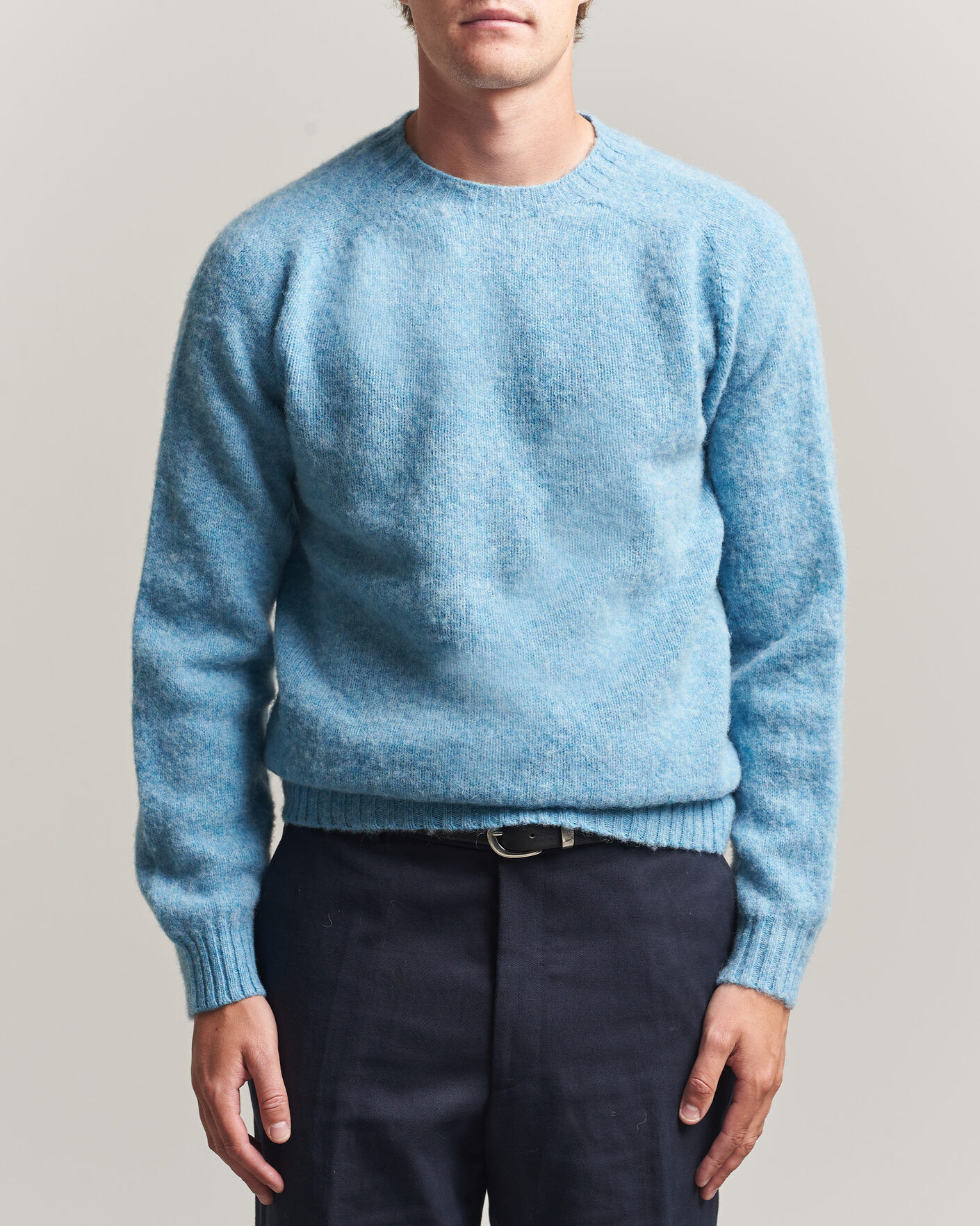 Harley Of Scotland Brushed Supersoft Lambswool Crewneck Loch Blue men S Blå