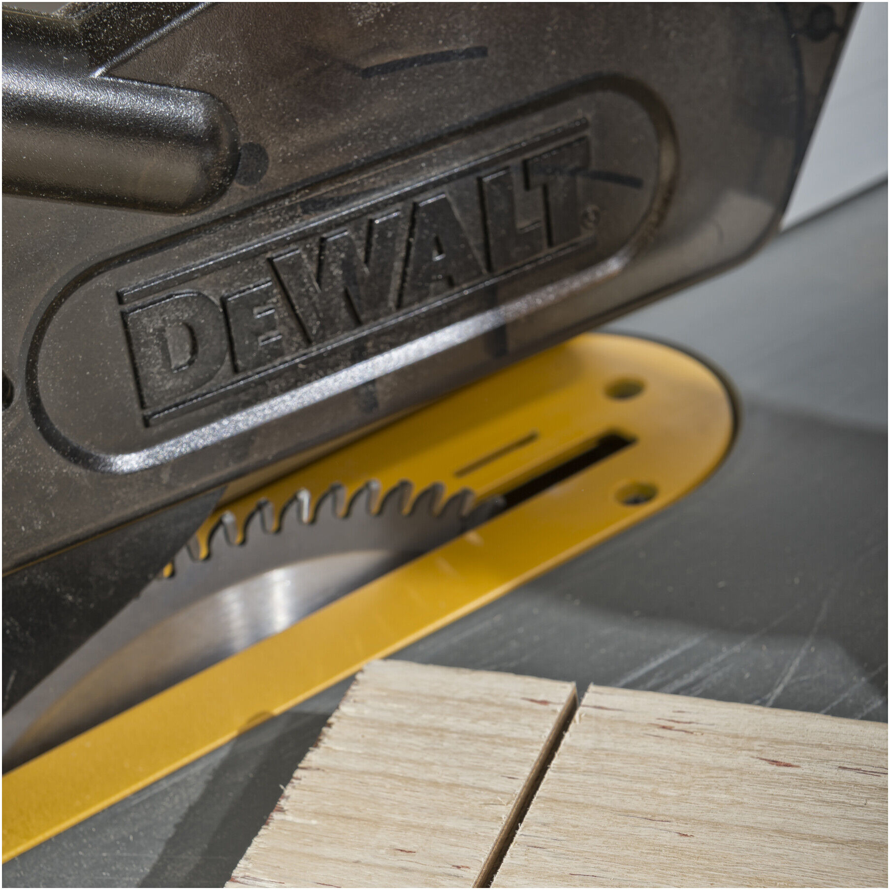 DEWALT Kreissägeblatt stationär 250/30 mm 40WZ DT4322-QZ)