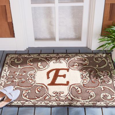SAFAVIEH Hand-hooked Monogram J Mocha Rug