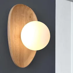OSRAM Wandleuchte Decor Wood Nest aus Kautschukholz mit G9 Fassung hellbaraun - mit matter Glaskugel