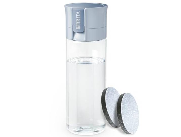 BRITA gourde filtrante Vital Bleu clair (0\,6 L)\, 2 filtres MicroDisc Bleu clair\, transportable\, réduit* certains PFAS**\, chlore et métaux. Idéal pour déplacement\, voyage\, bureau