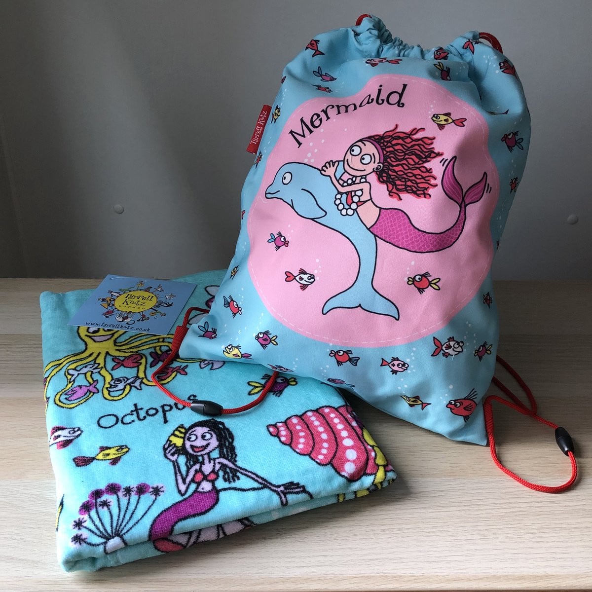 Tyrrell Katz Kinder handdoek en trekkoord sporttas met Zeemeermin en Zee Dieren print