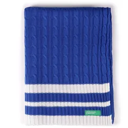 Benetton - Decke 140 x 190 cm, 200 g/m2, 100 % Acryl, blauer Punkt