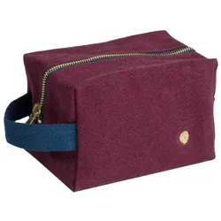 La cerise sur le gâteau Iona, Necessaire, Rot