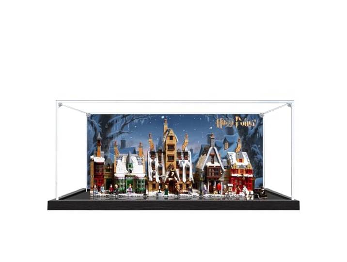 Acryl-Vitrine für Lego 76457 Hogsmeade Village Modell, 3 mm staubdichte Schaukasten, Vitrine kompatibel mit Lego 76457 (Modell nicht im Lieferumfang enthalten) (Hintergrund schwarze Basis B)